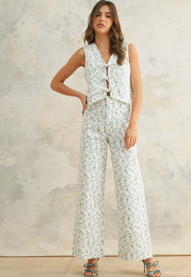 Sleeveless | Love Cottage